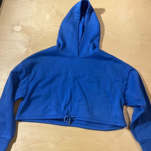 Shein Cropped Hoodie Size Medium (AO) - Picture 4 of 11